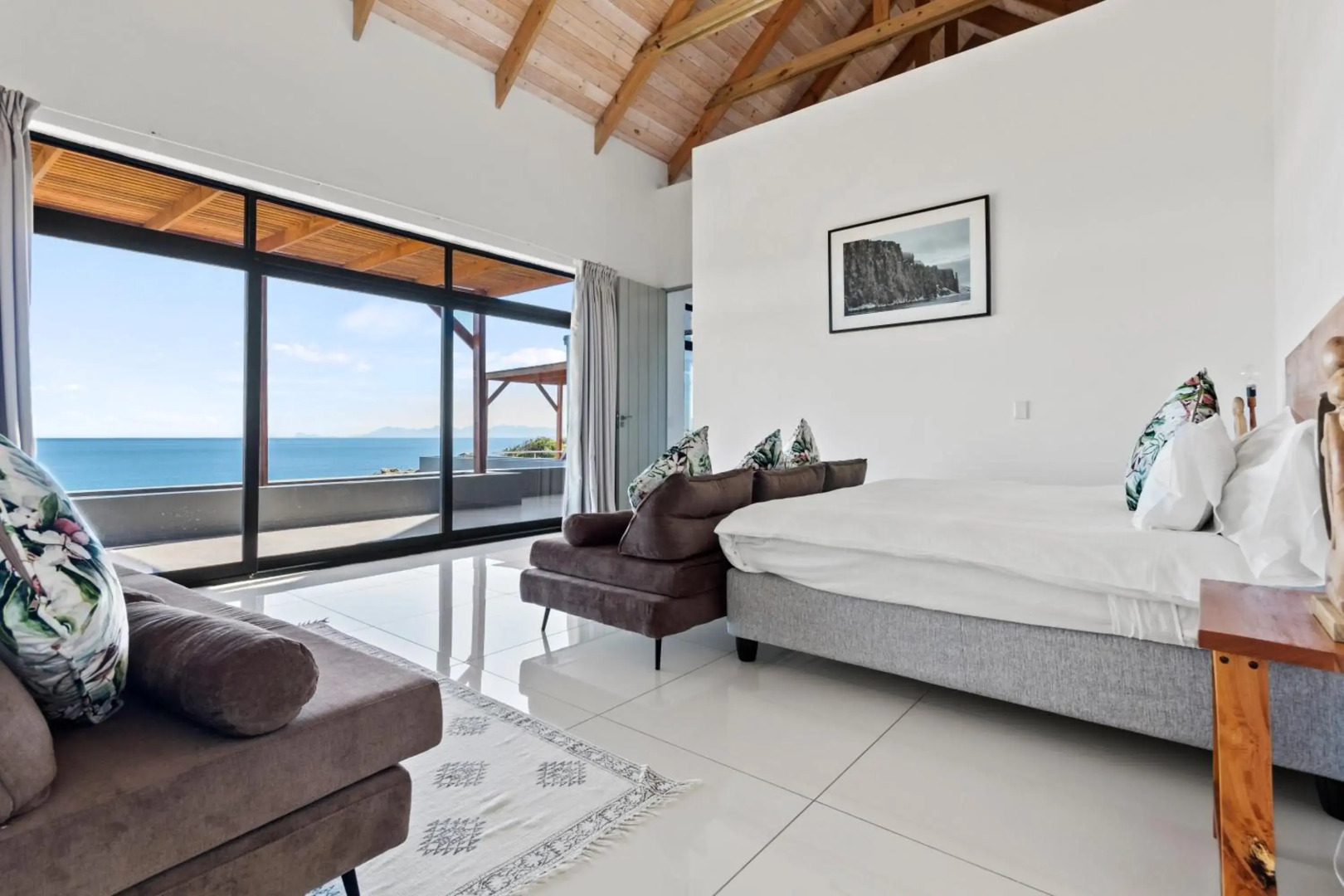 Romansbaai Moksha