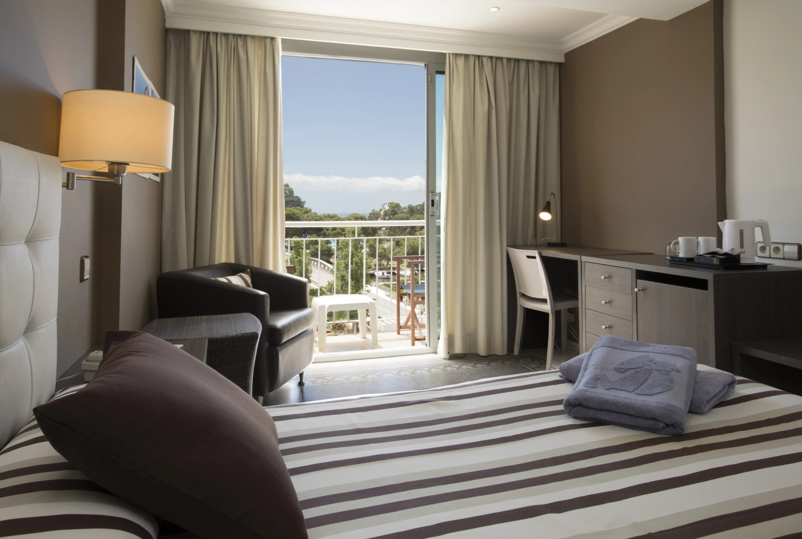 Minura Hotel Cala Galdana & Apartamentos