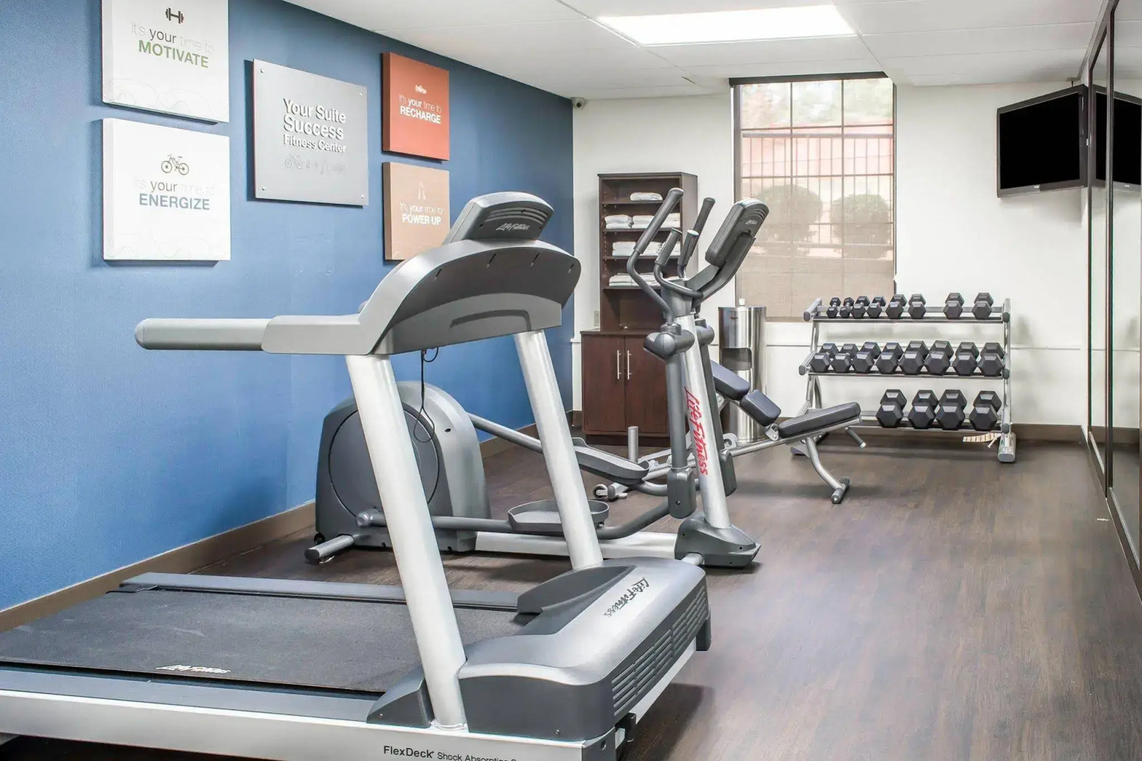 Comfort Suites Near Potomac Mills