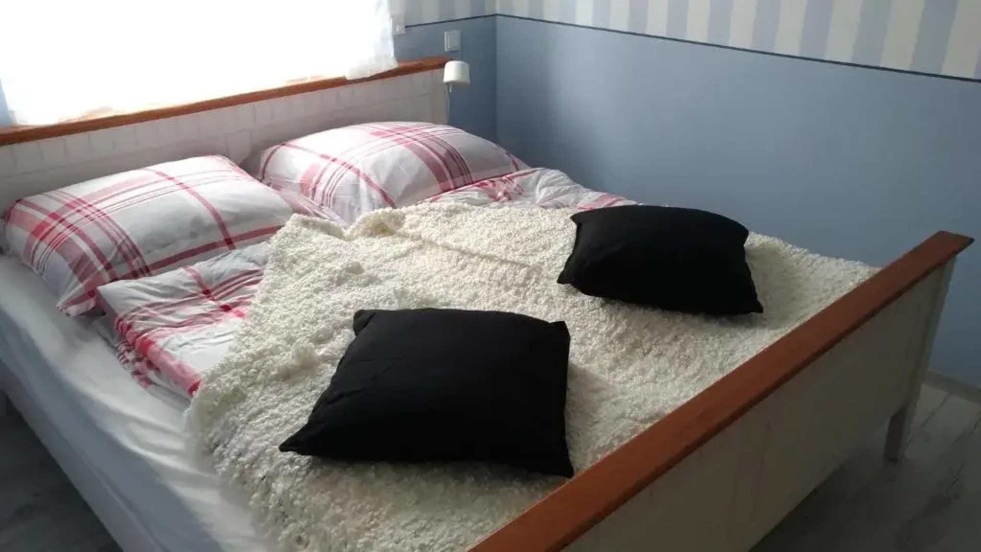 Ferienwohnungen direkt am See