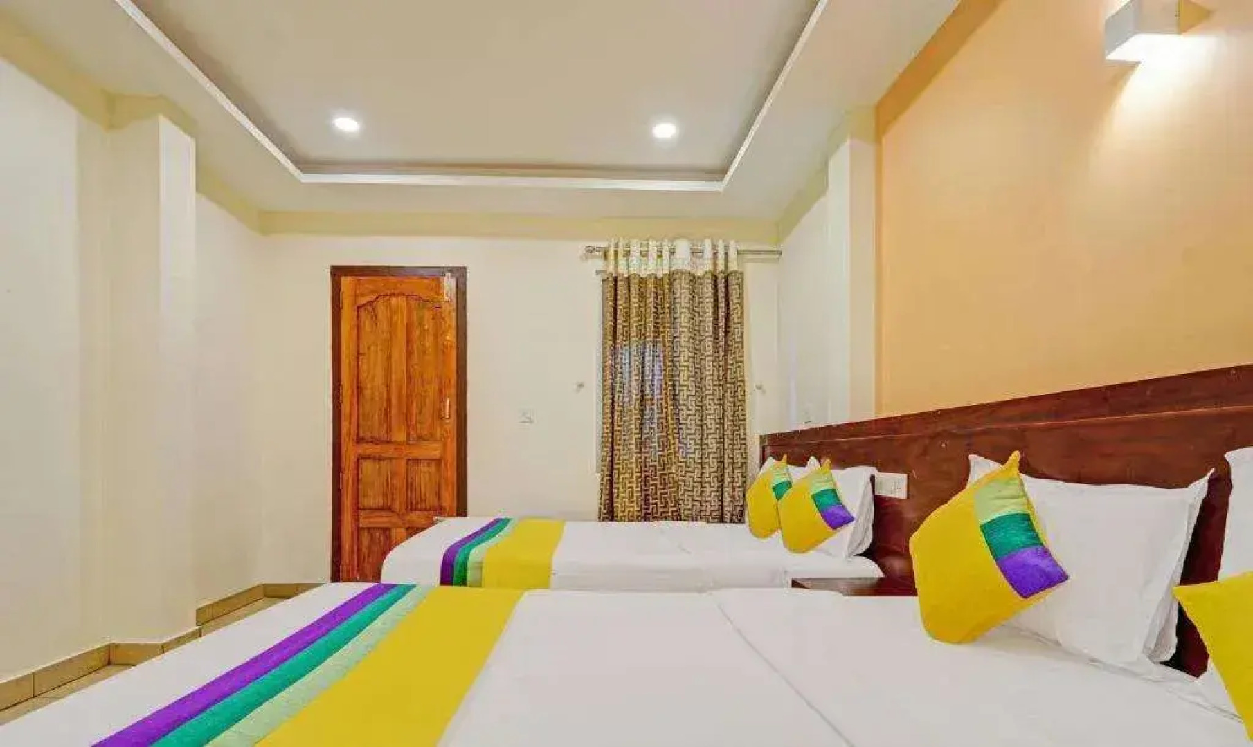 Itsy By Treebo - Sparrows Suite & Resorts With Mountain View