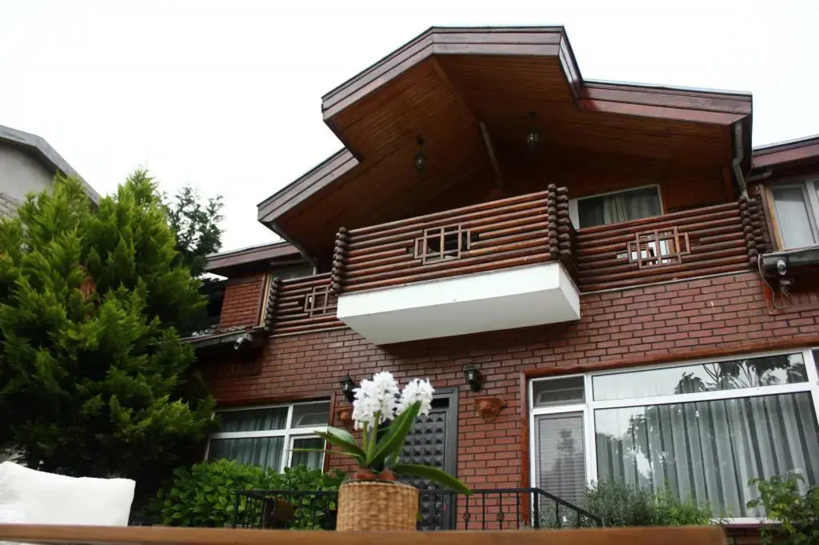 Büyükada Apart Hotel - Karadağ Apart