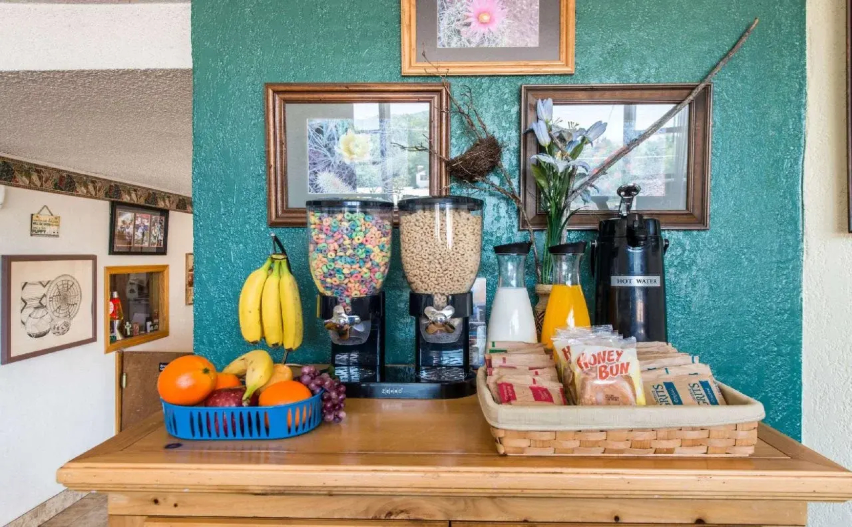 Rodeway Inn & Suites