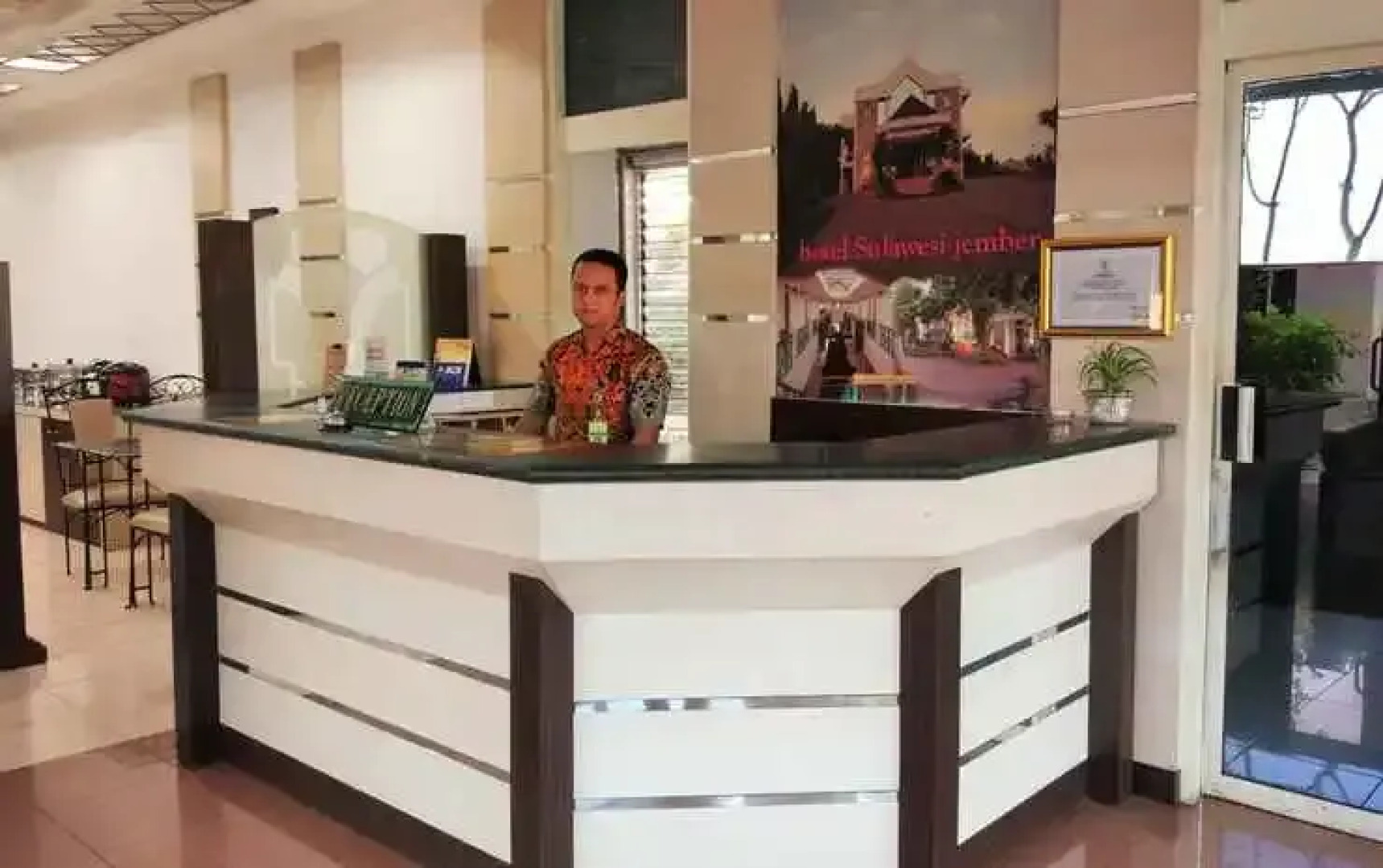 Hotel Sulawesi Jember