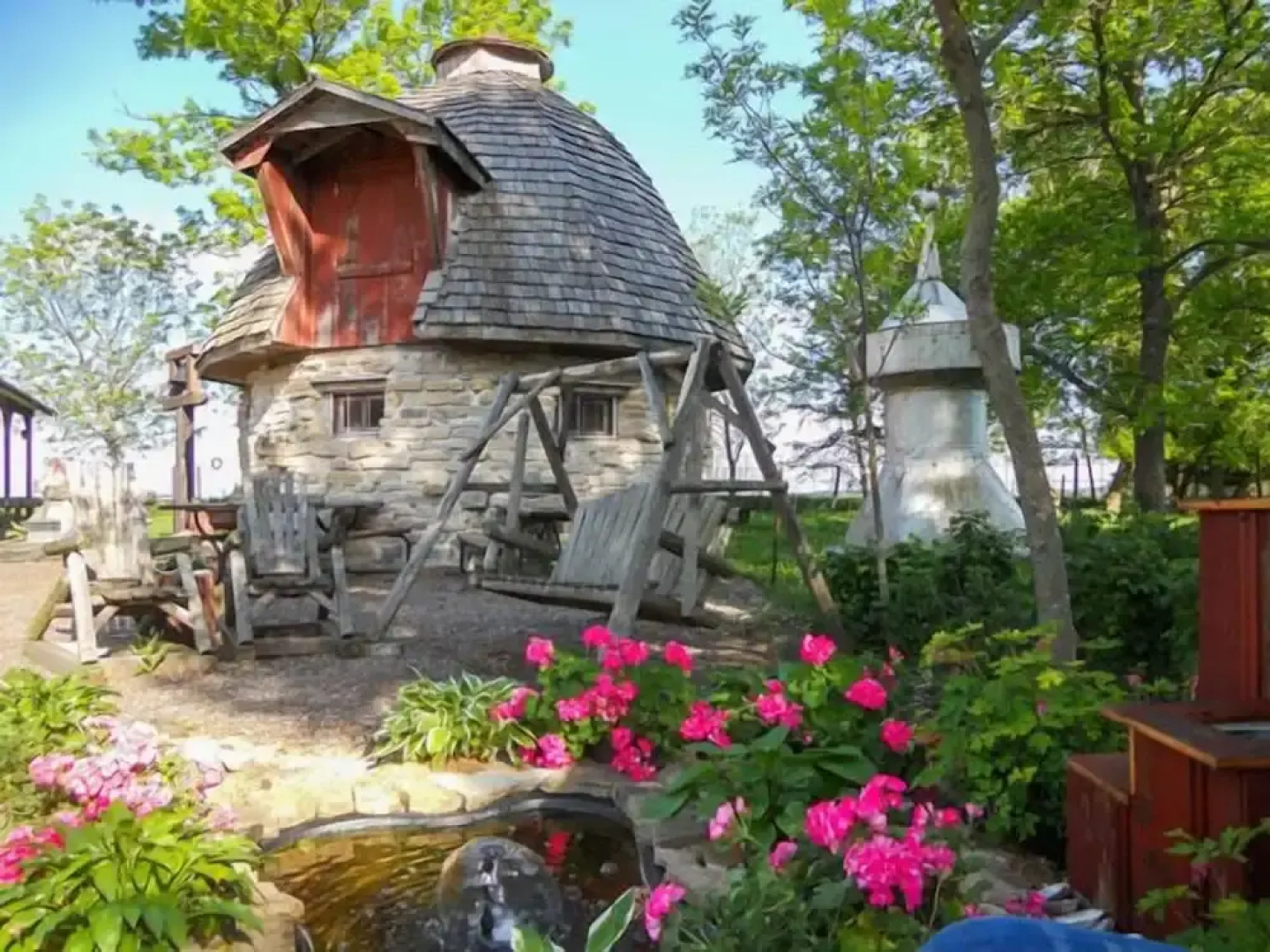 Cupola Inn Bed & Breakfast