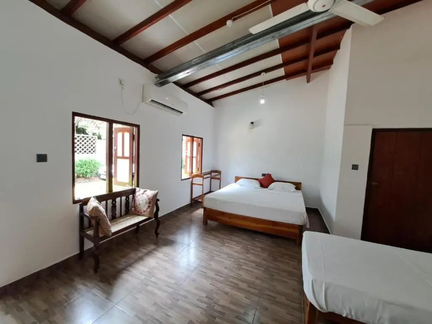 Etnico Hotel & Restaurant