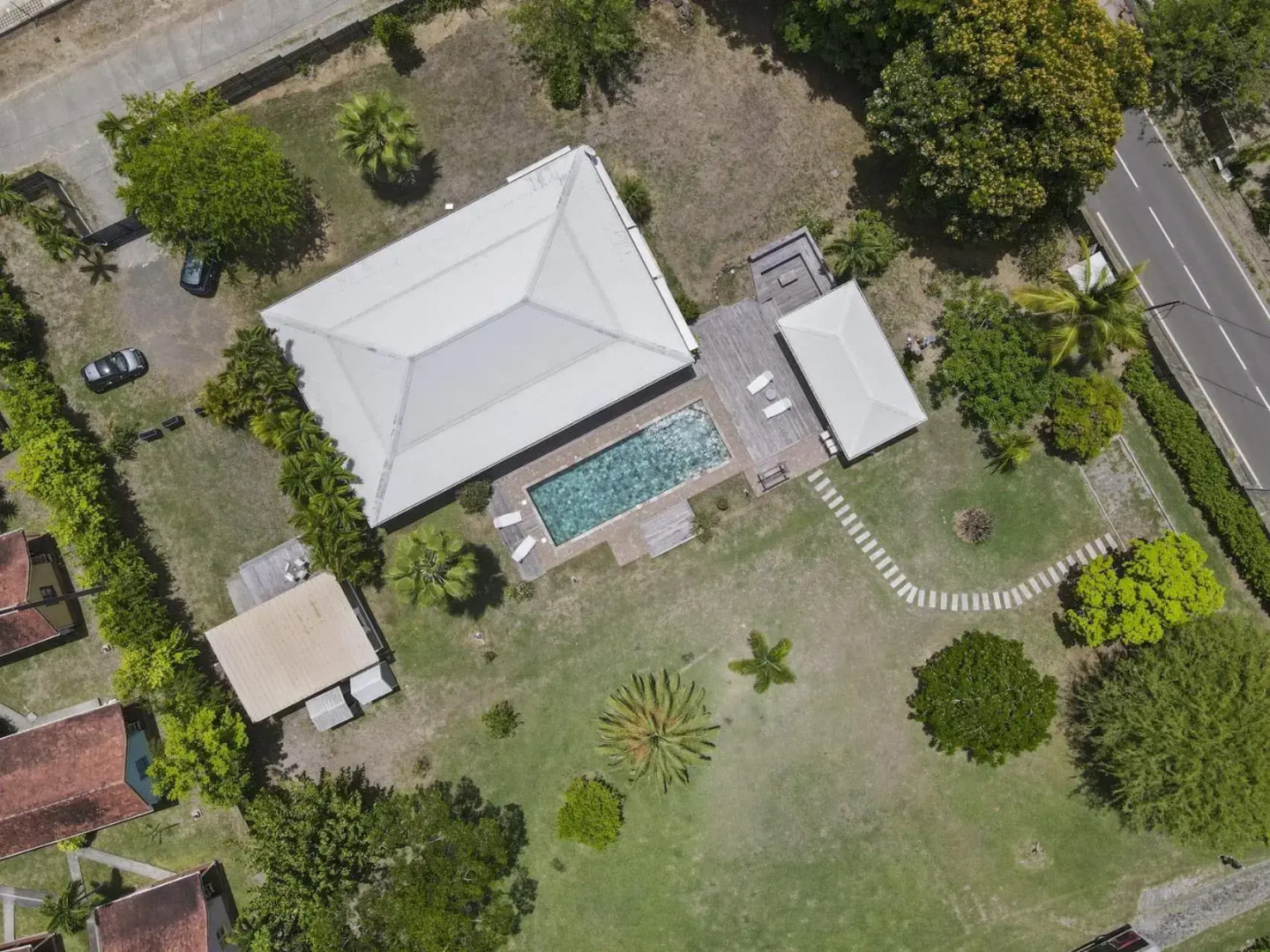 Villa Neivy - 5 ch, grande piscine, à 3 min de la plage