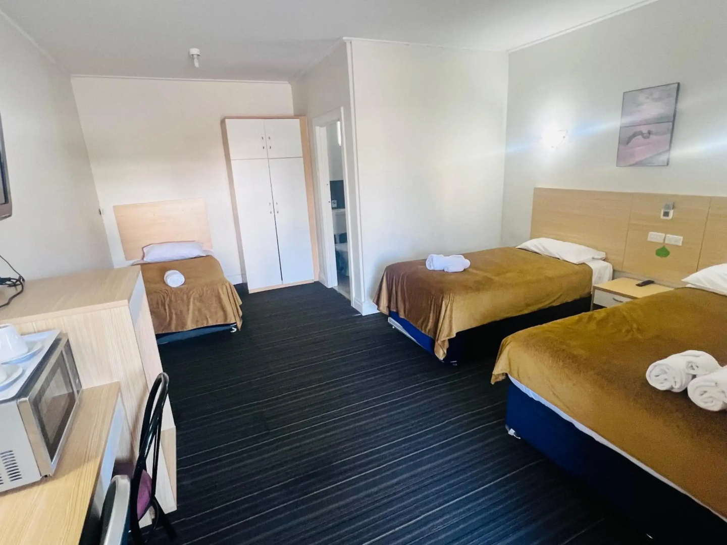 Jacksons Motor Inn