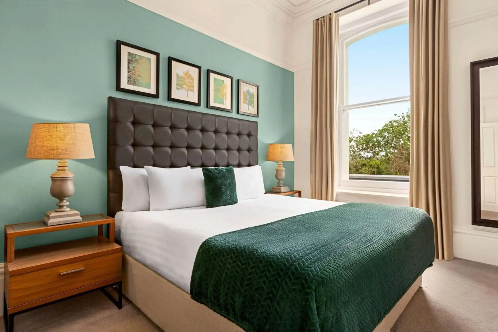 Trenython Manor Hotel & Spa