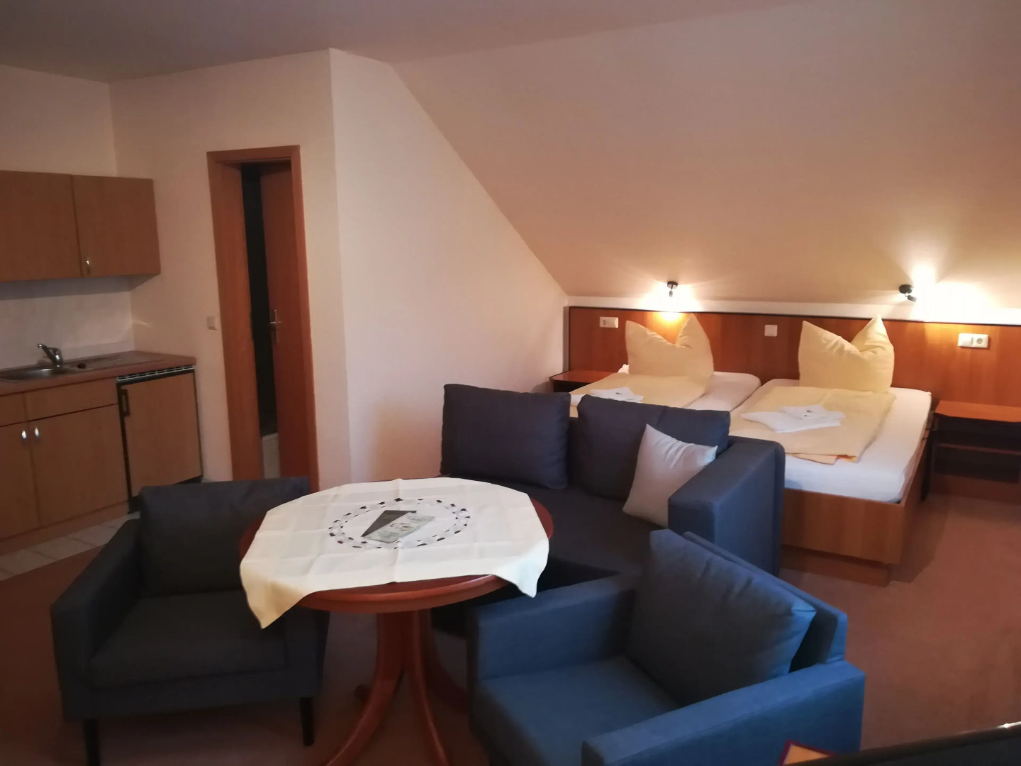 Weinbau & Pension "8Zeilen"