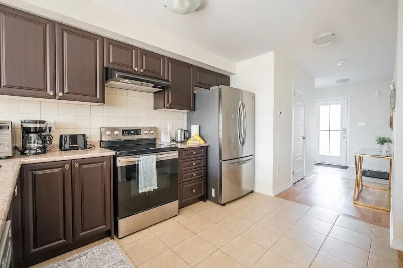 New 3BR Townhouse, Minutes to Niagara Falls and Brock University by GLOBALSTAY