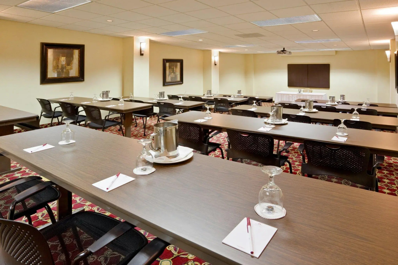 Crowne Plaza Cleveland Airport by IHG