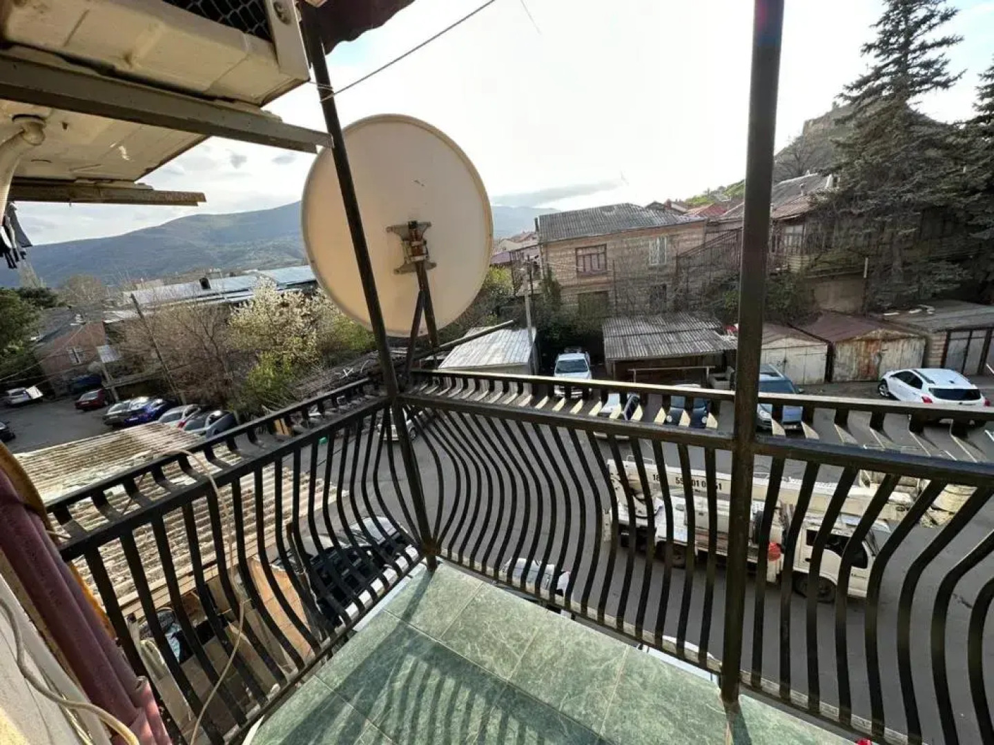 cozy 2-bedroom apartment in Gori