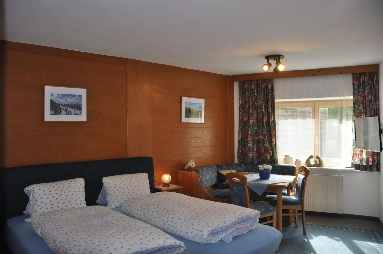 Appartements & Ferienwohnungen Pfausler