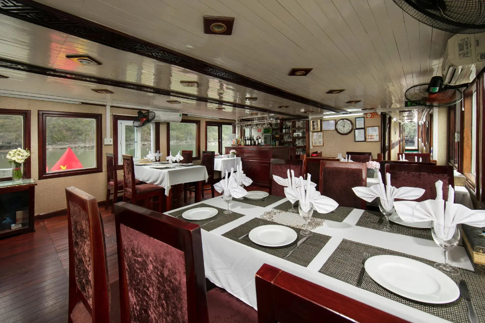 Halong Fantasea Cruise