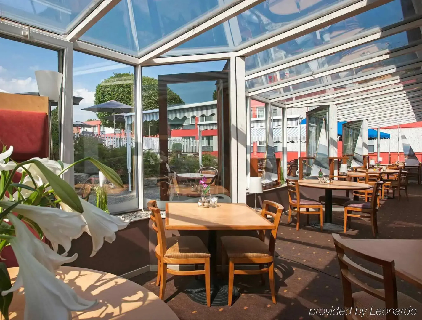 Ibis 3 Lacs Neuchatel Hotel