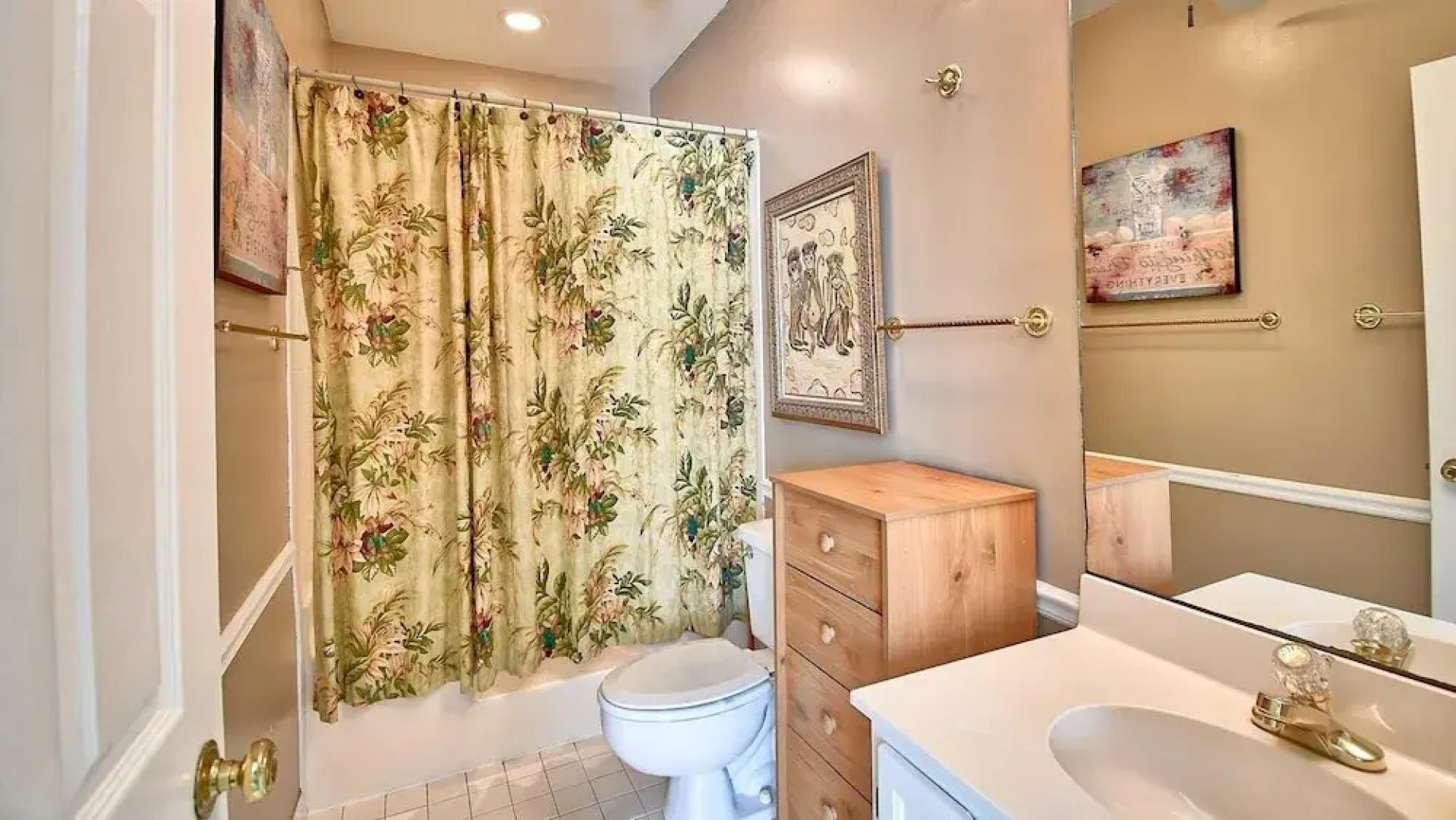 527 Ruthie's Roost FOV 3 Br villa by RedAwning