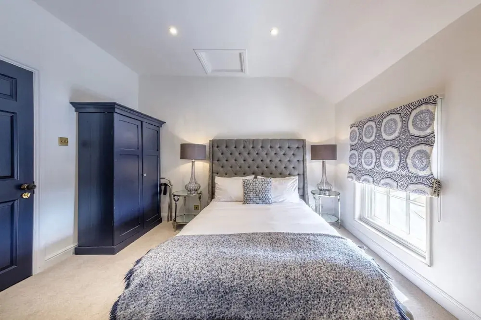 The Black Lion, Long Melford