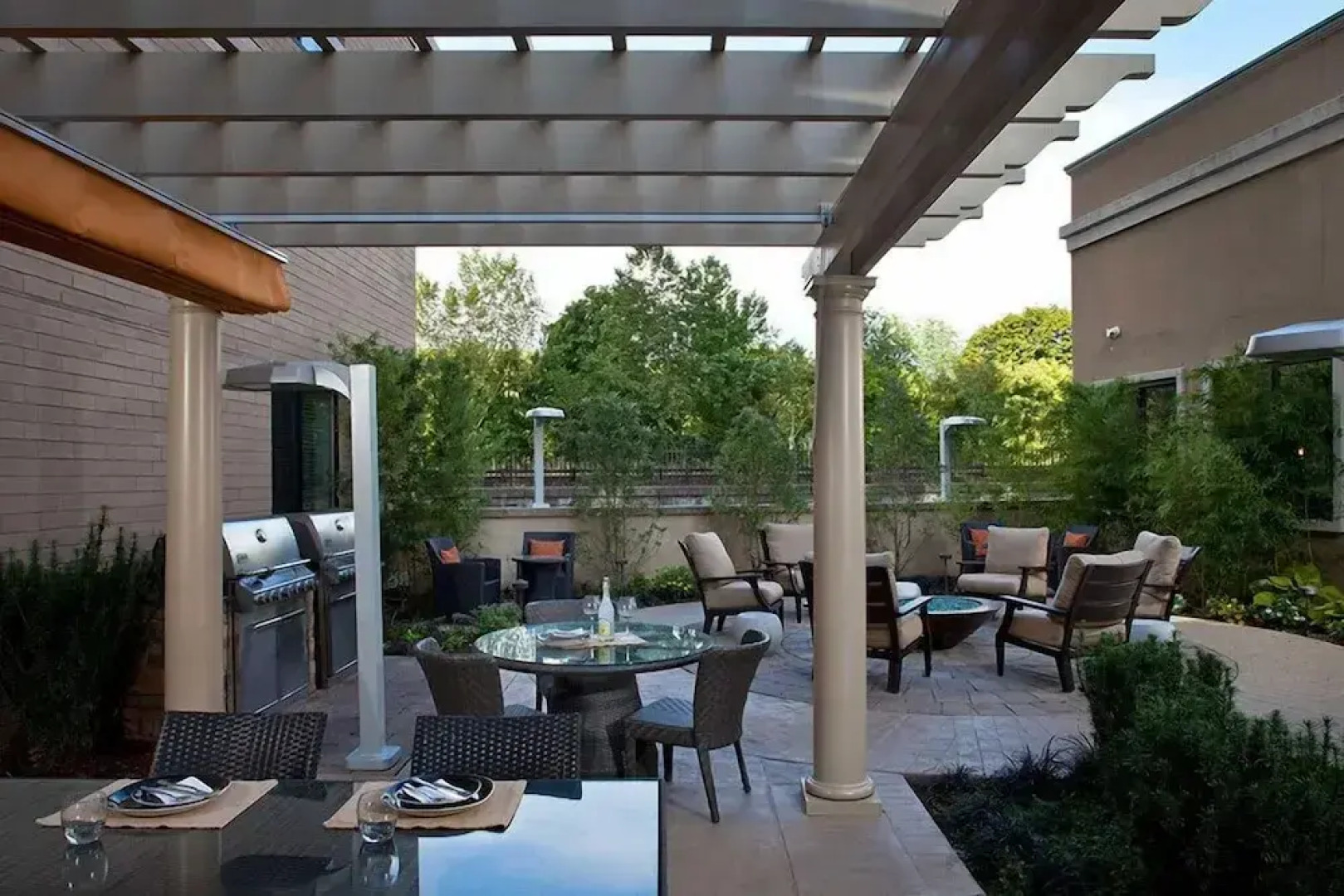 Furnished Quarters Bank Street Commons