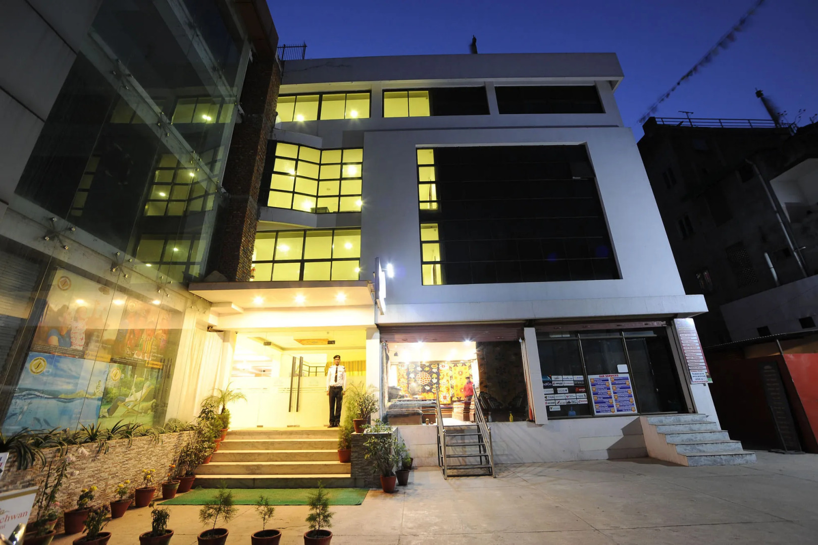 Vannasut Hotel and Spa