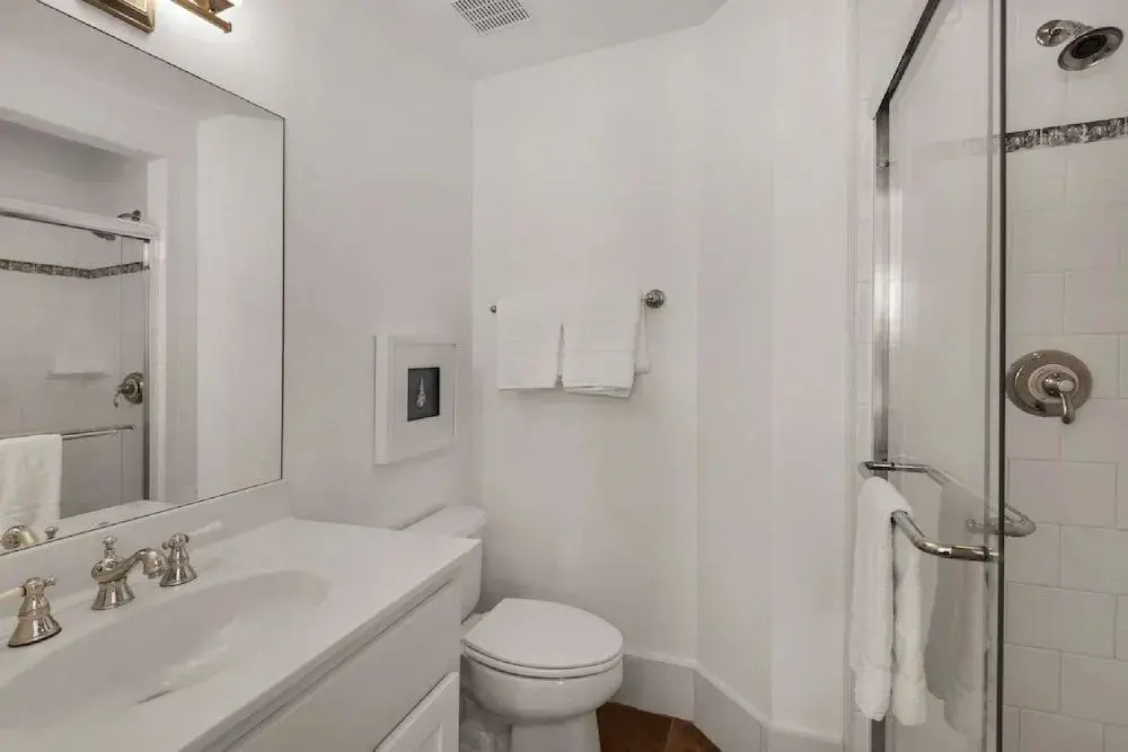 Love Shack 2 Bedroom Apartment