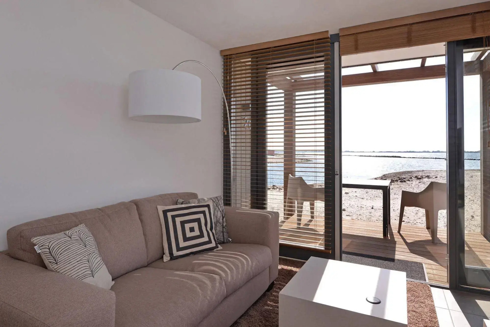 Oasis Punt-West Hotel & Beach Resort