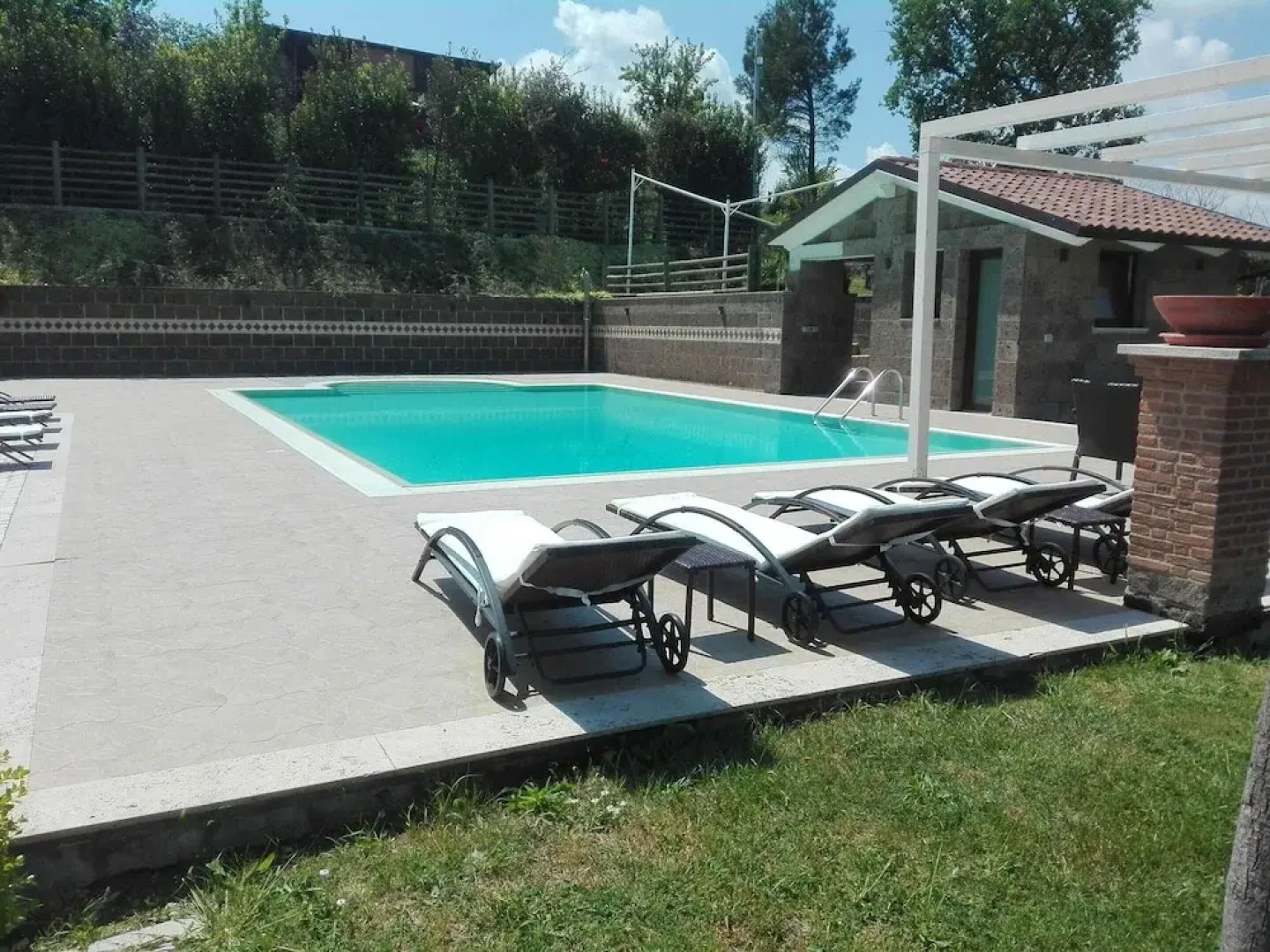 Apartment With 2 Bedrooms in Bosco di Caiazzo, With Wonderful Mountain View, Shared Pool, Enclosed Garden