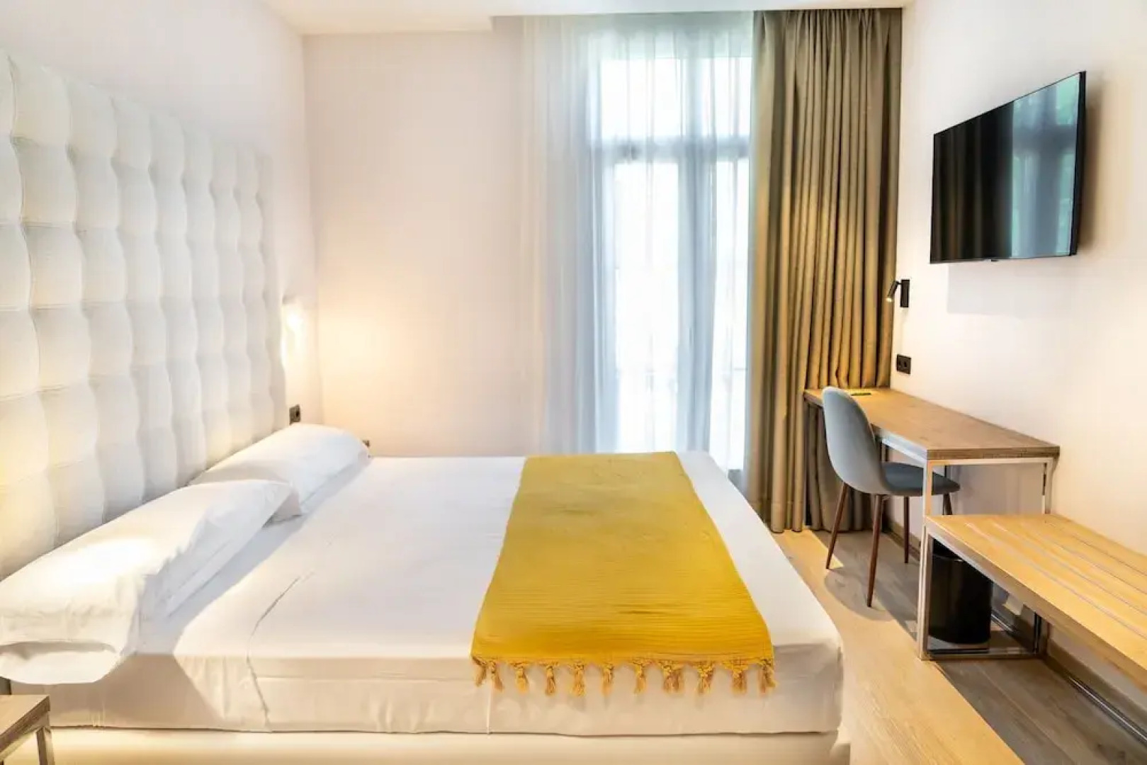 Отель Caledonian