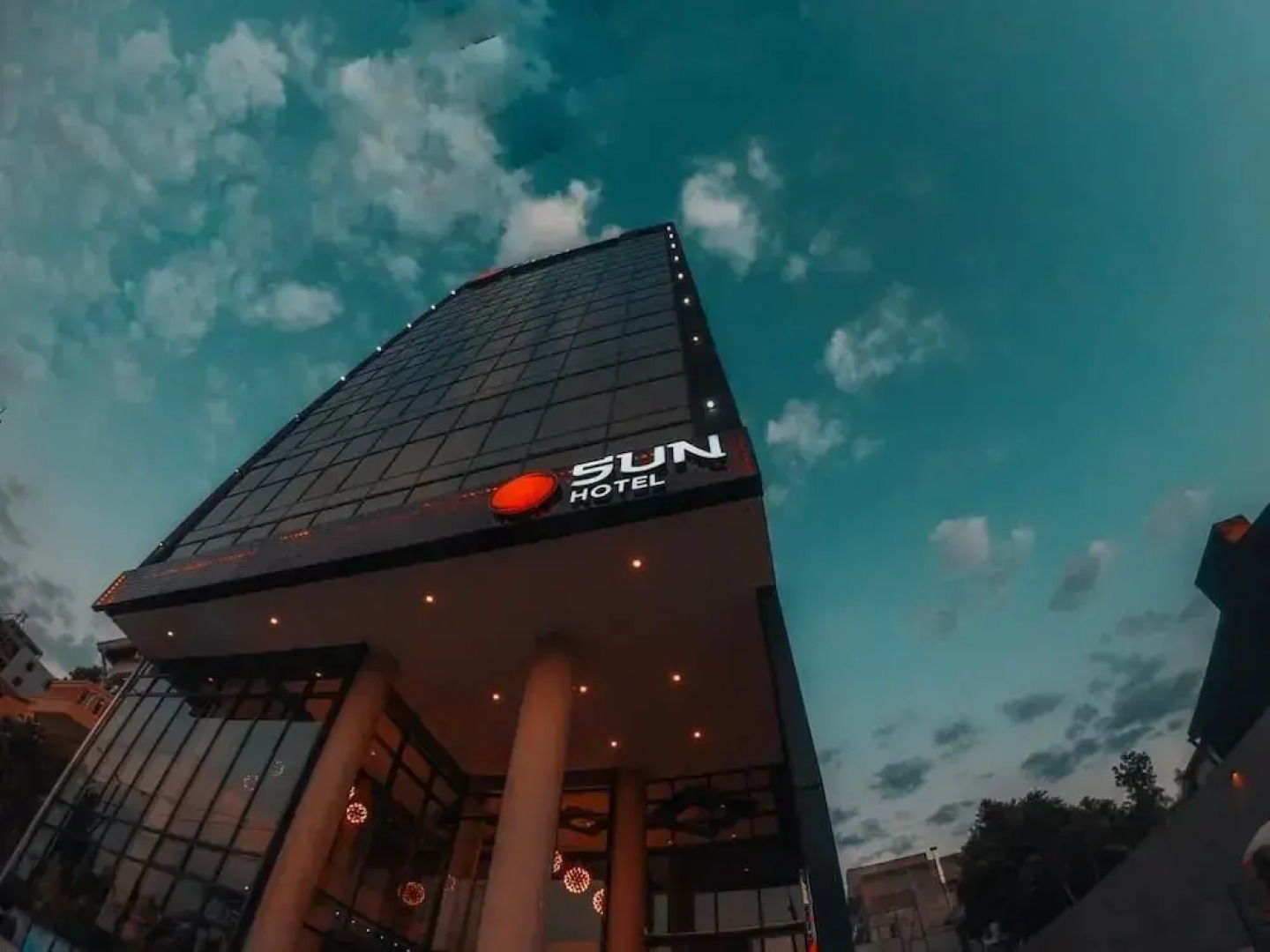 Sun Hotel