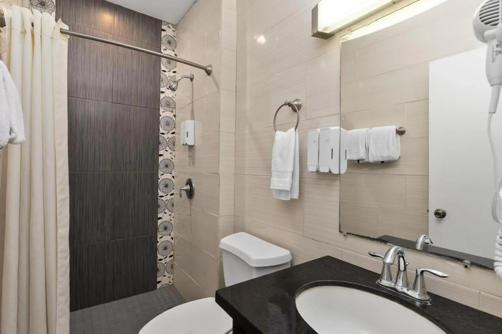 WindWater Hotel and Marina