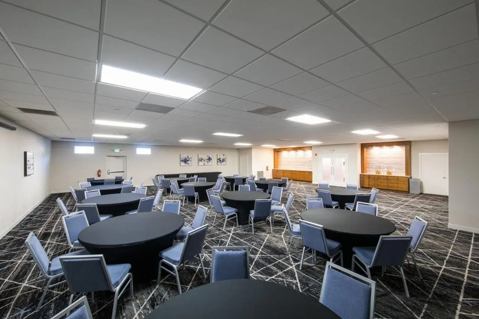 SeaCrest OceanFront Hotel