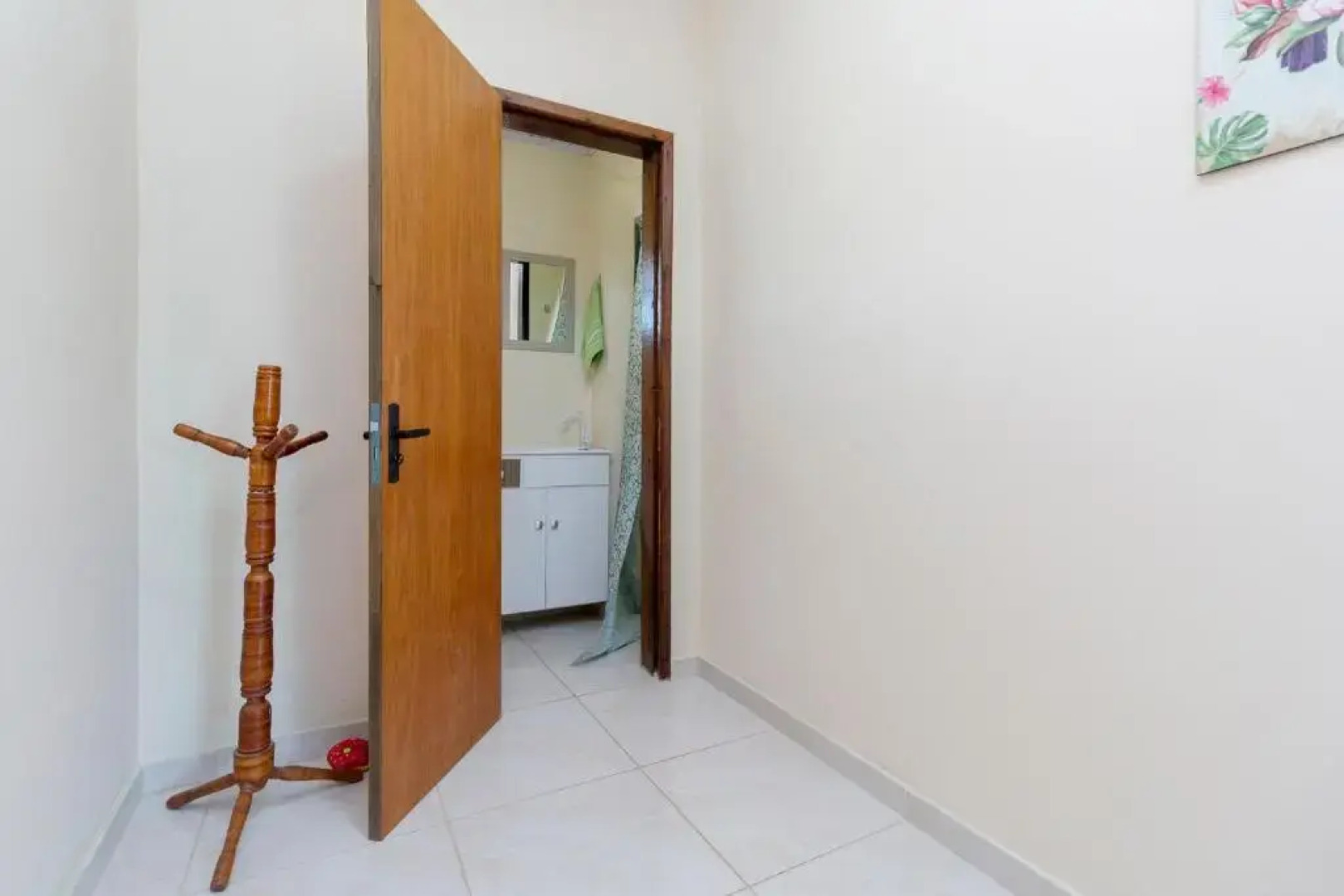 Sobrado da Vila, 1km Centro, ideal Trabalho e Passeio