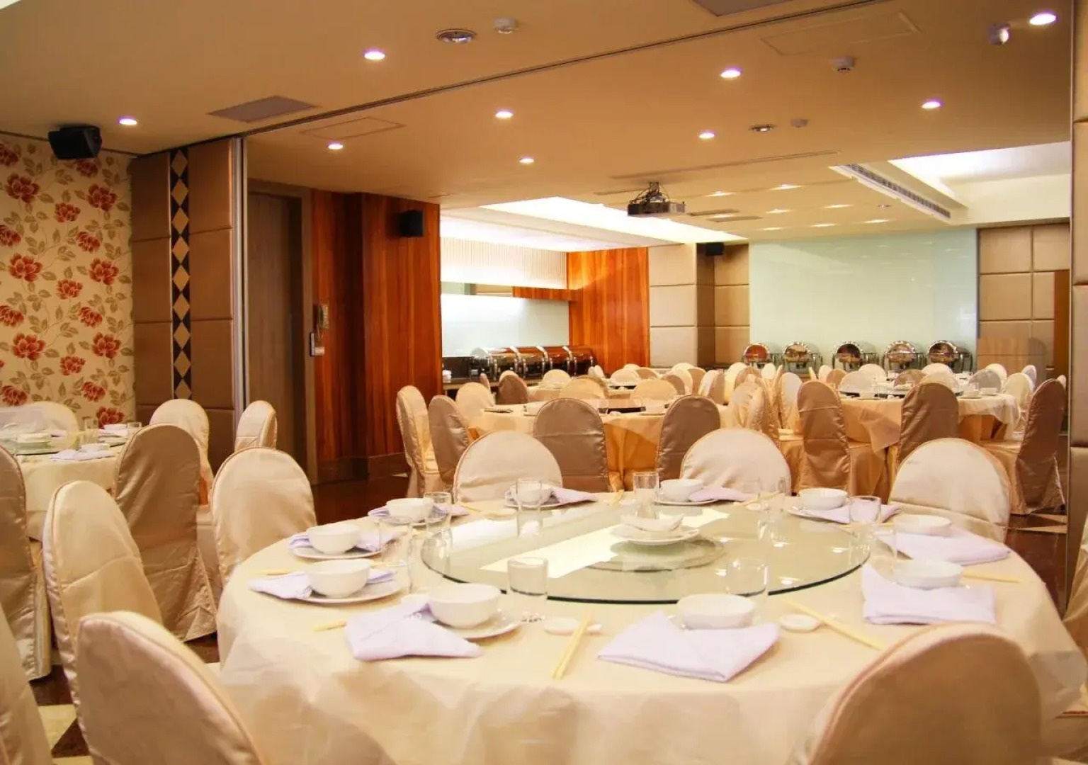 Lishiuan International Hotel