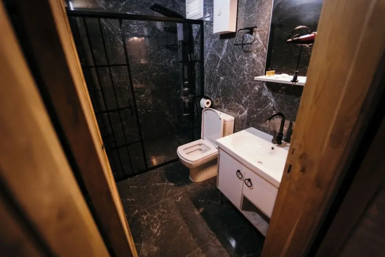 Lome Çiftliği Otel ve Restoran