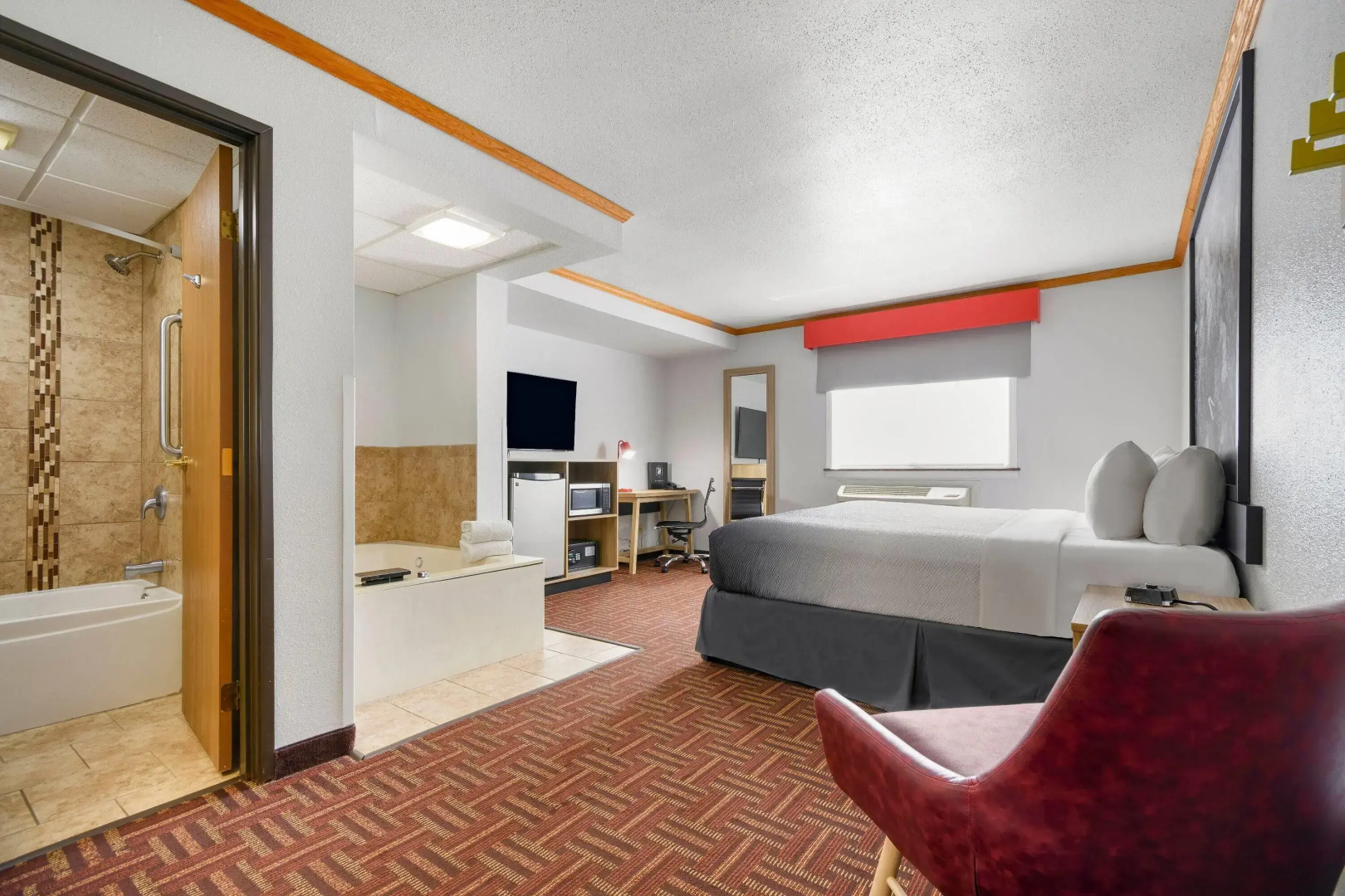 Super 8 by Wyndham Eveleth