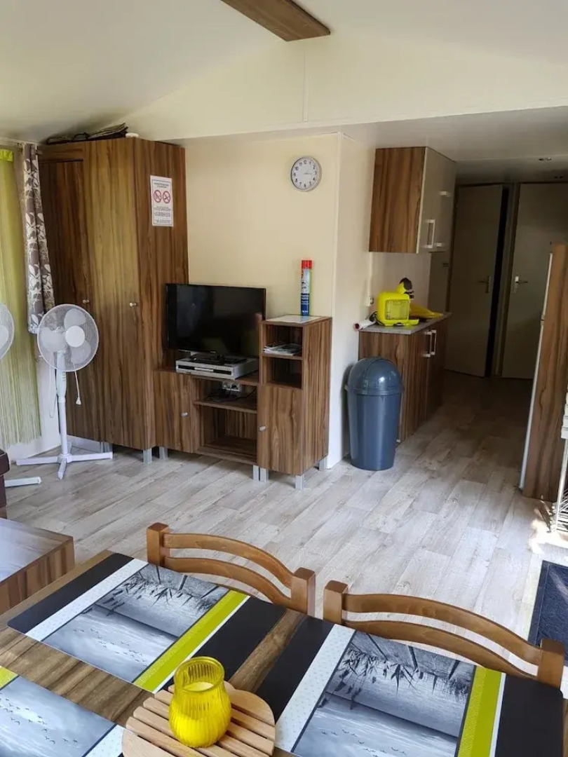 Property With 2 Bedrooms in Meschers-sur-gironde, With Pool Access, Fu