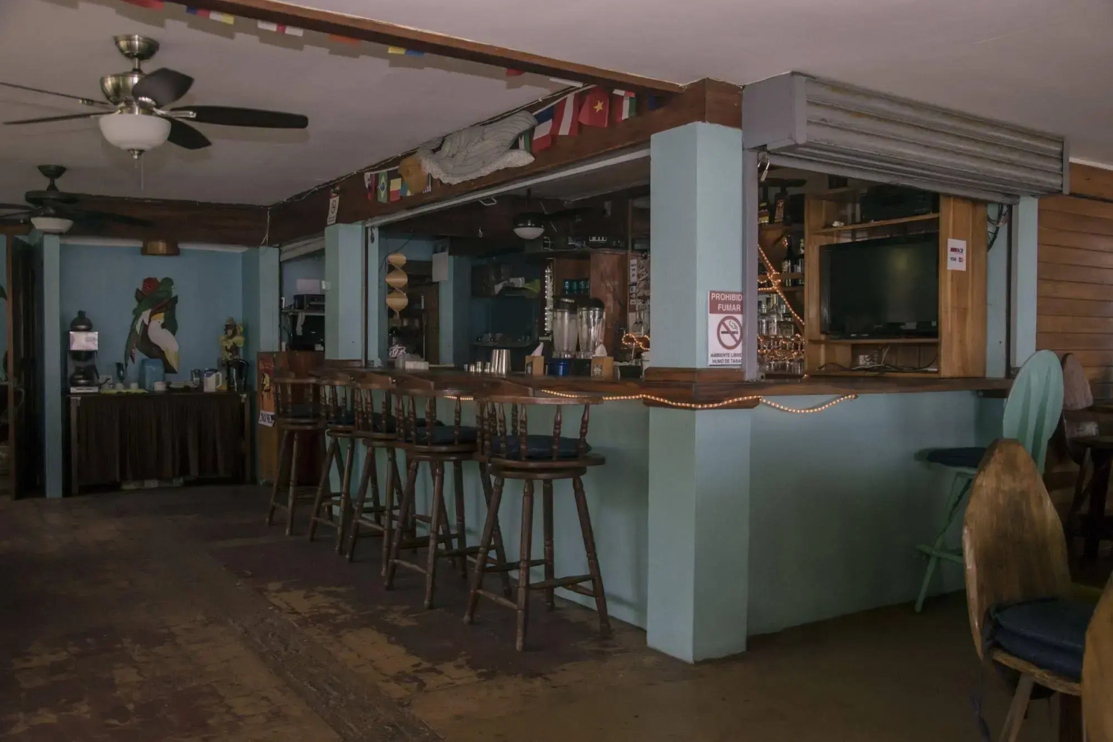 Pelican Beachfront Hotel