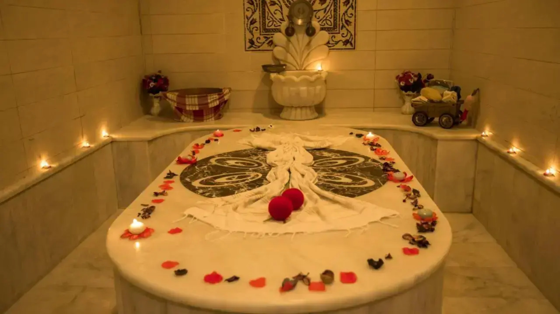 Sarot Thermal Vadi Tatil Koyu