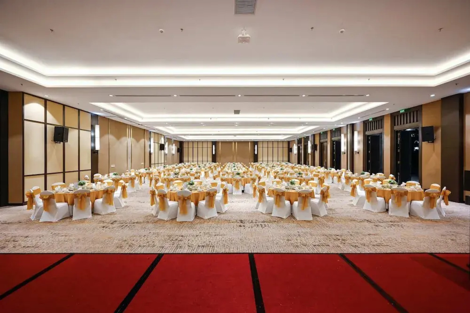 Emerald Ho Tram Resort