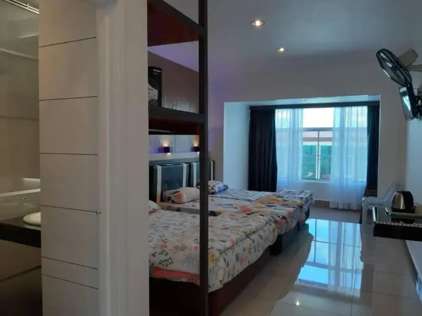 Strawberry Garden Hotel