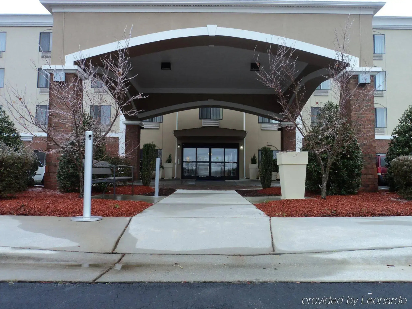 Holiday Inn Express & Suites Roanoke Rapids SE by IHG