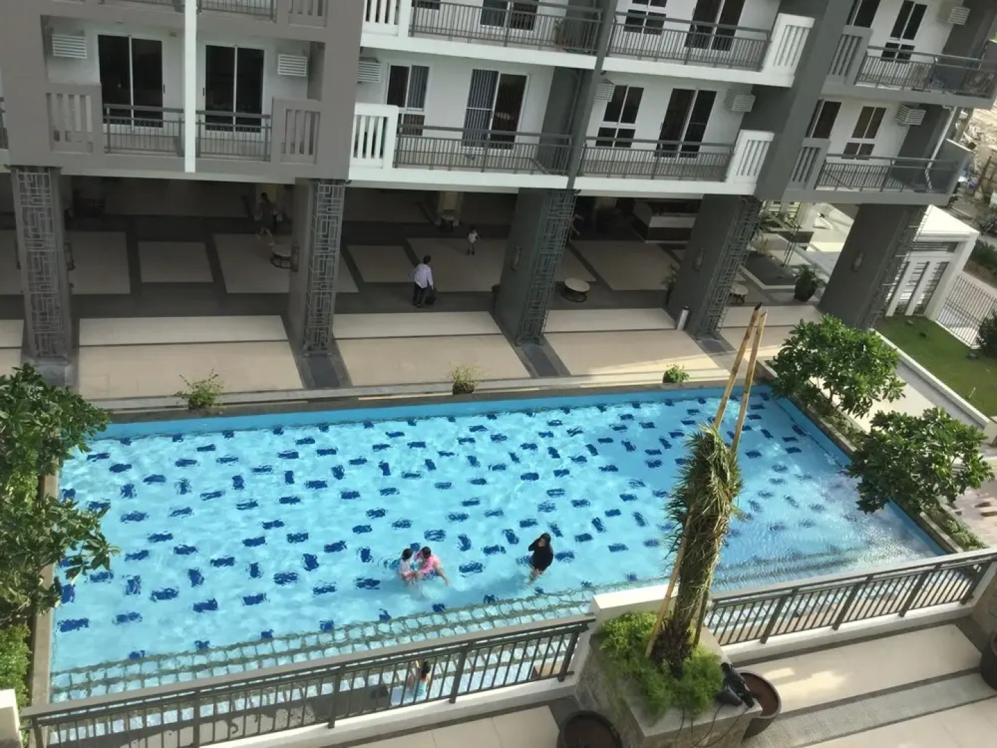 2 BR Condo at Sheridan Condominium