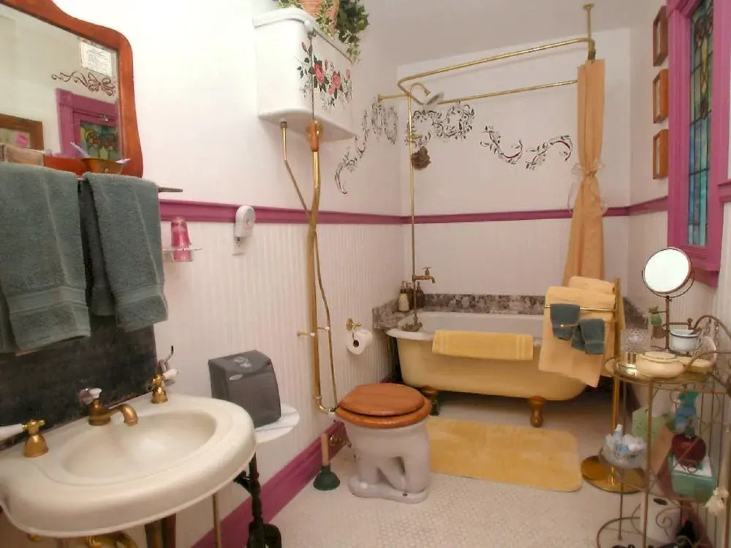 Wikiup Bed and Breakfast