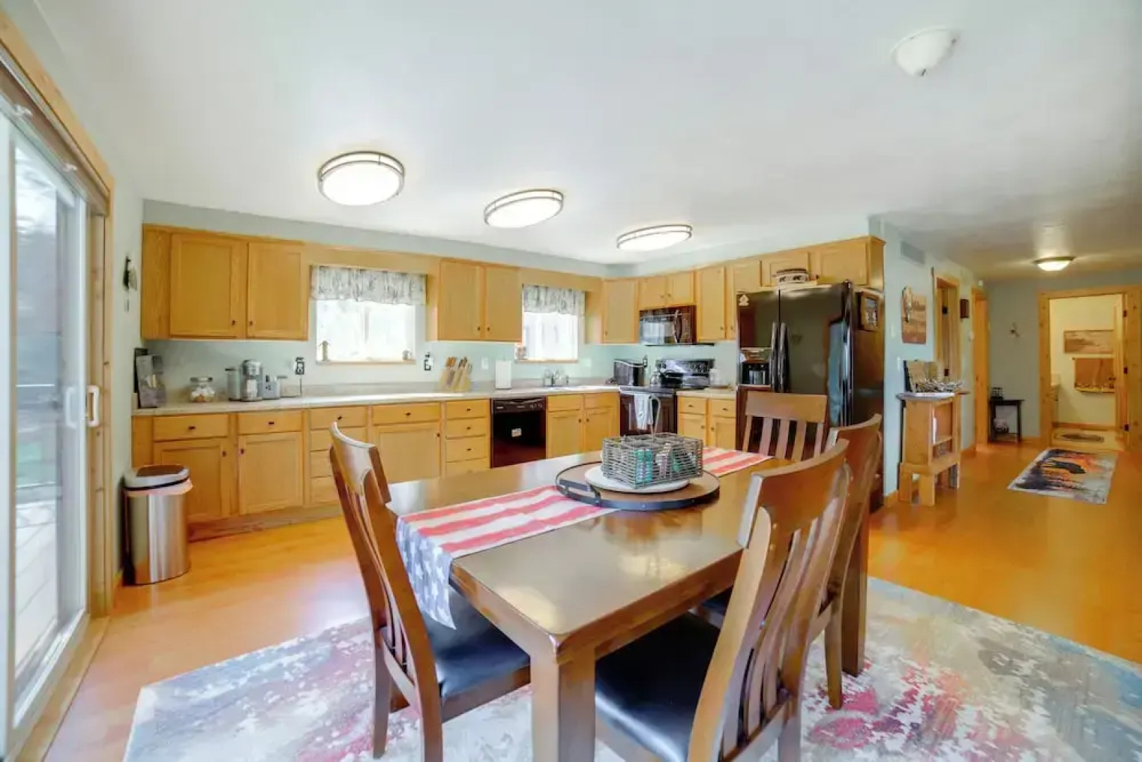 Mtn-view Oasis w/ Pool Access in Garden Valley