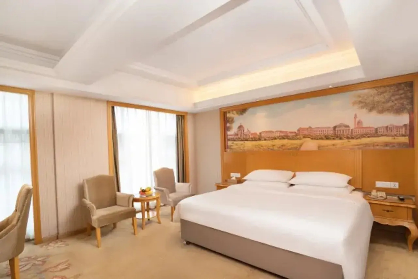 Vienna International Hotel (Tianmen Wanda Plaza Donghu Branch)