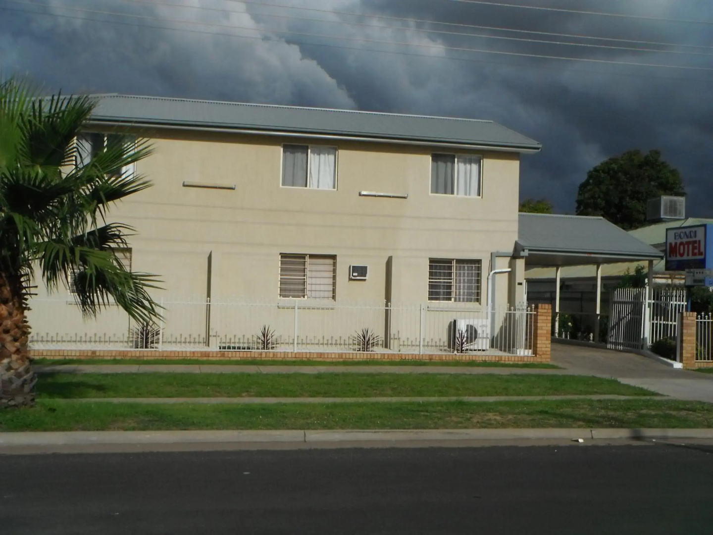 Bondi Motel