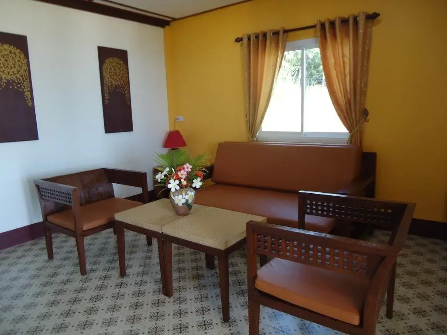 Sea Breeze House, Naiplao Beach