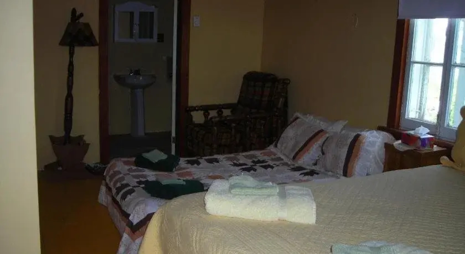 Gîte des Hauteurs et Café de la place