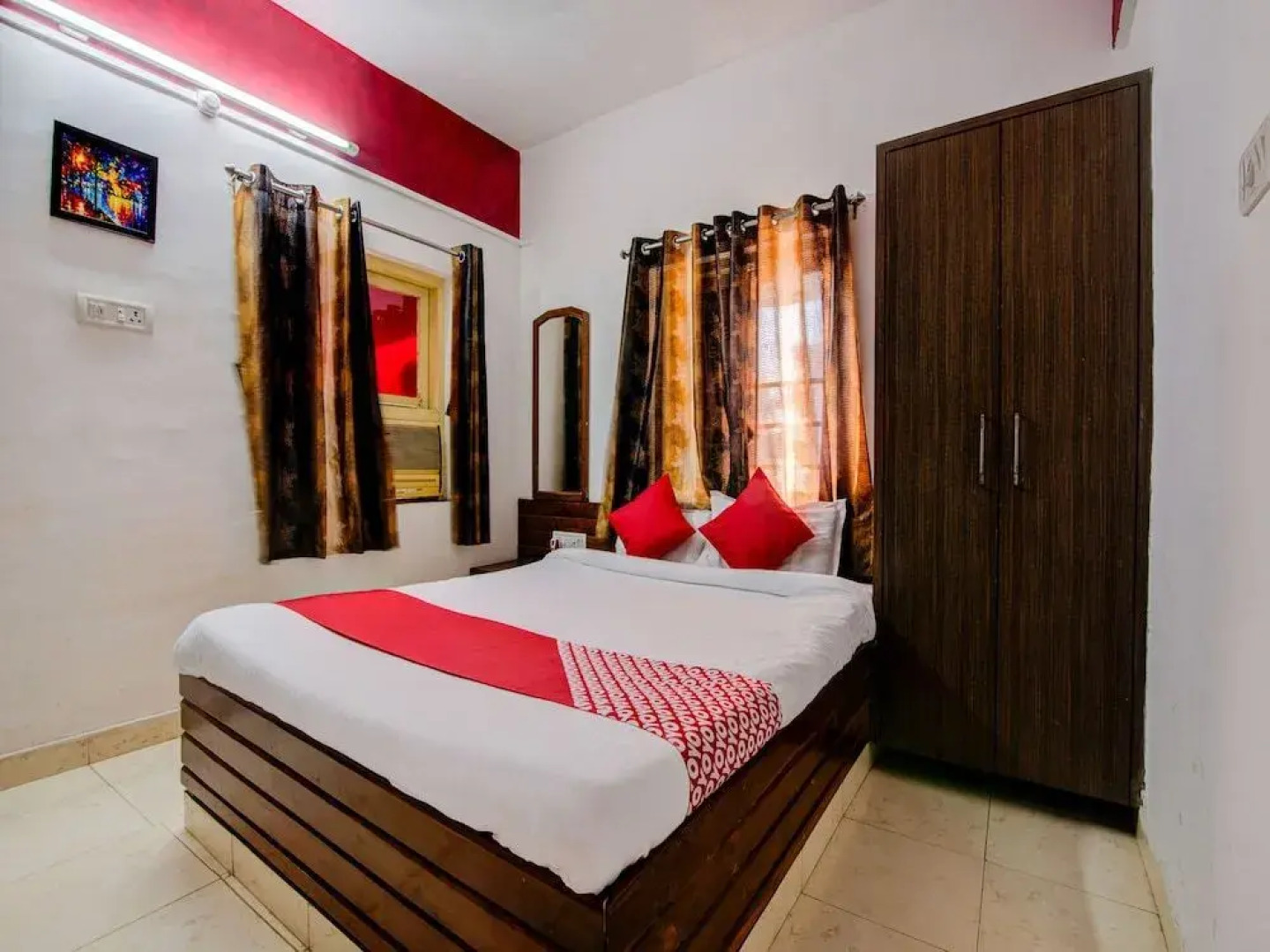 Oyo 35865 Anjum Holiday Home