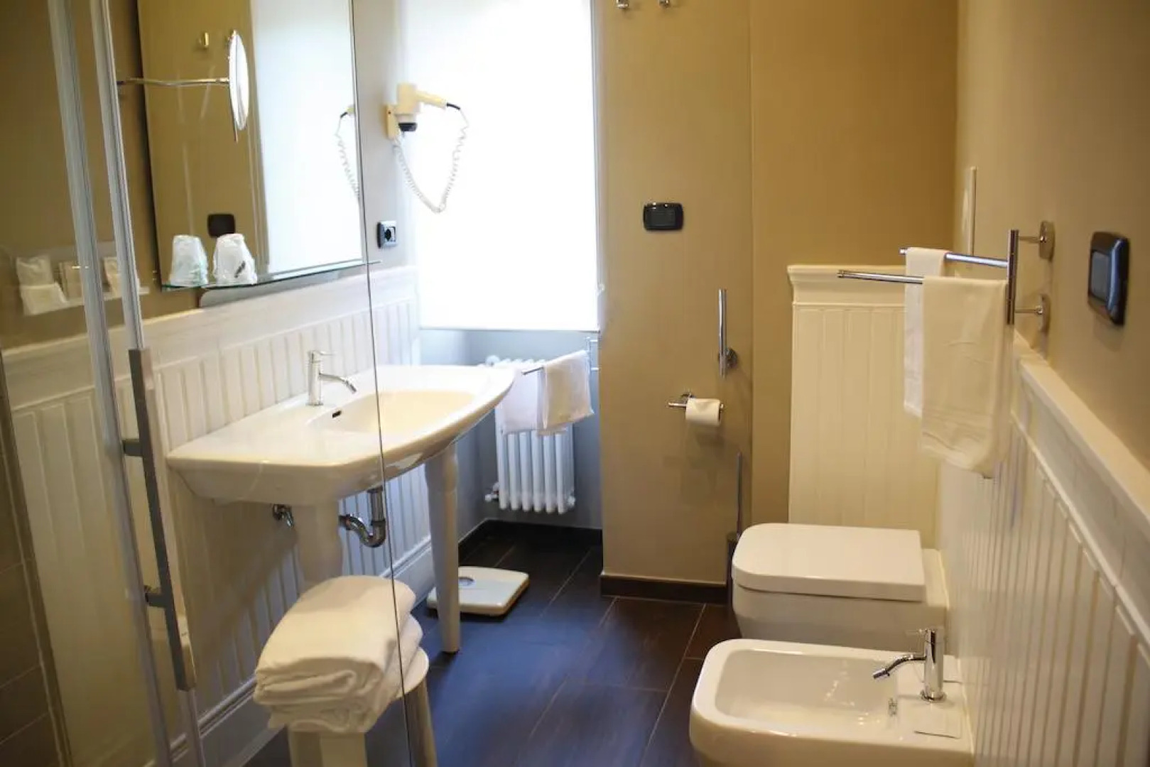 Ambasciatori Place Hotel